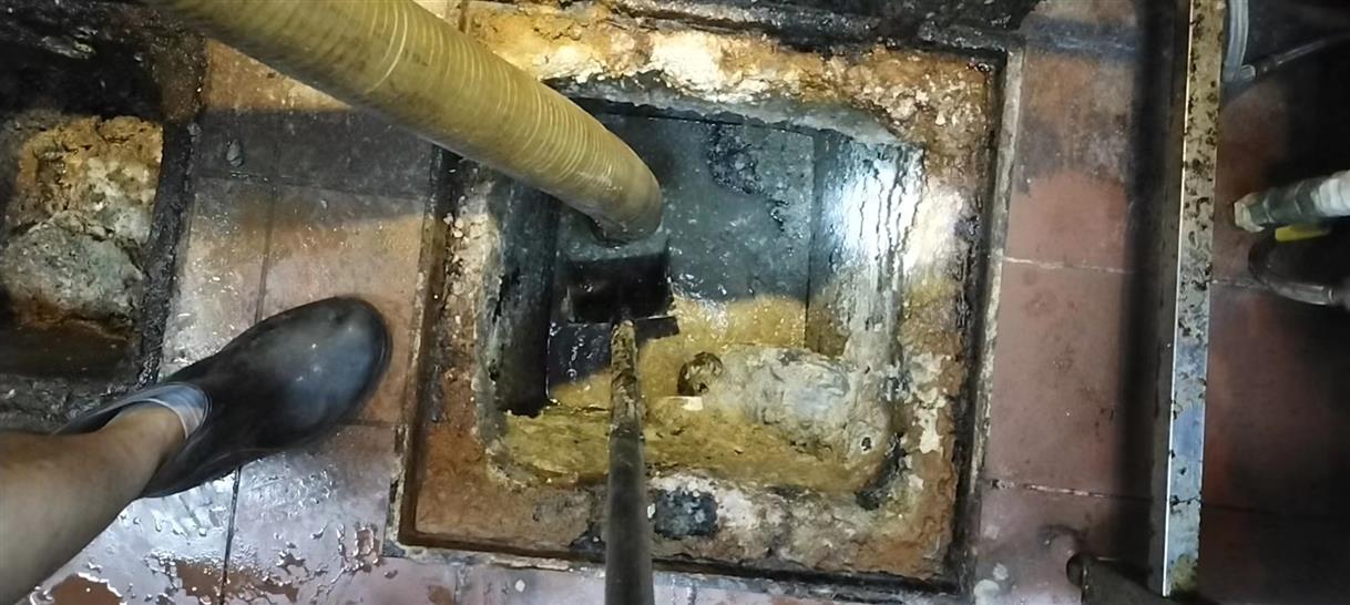 眉山化油池清理-污水池清掏